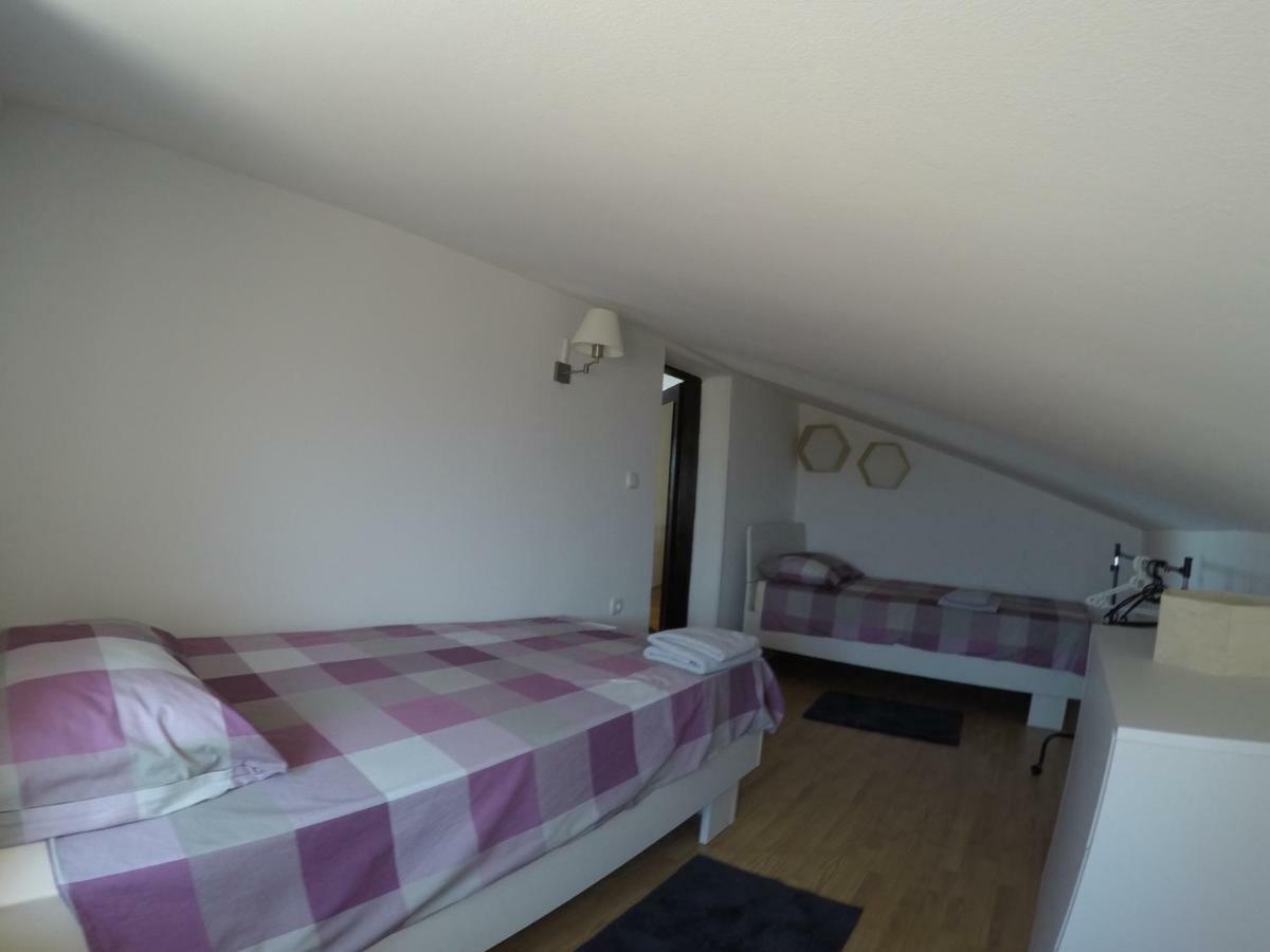 Apartman Koralj Apartment Pula Luaran gambar